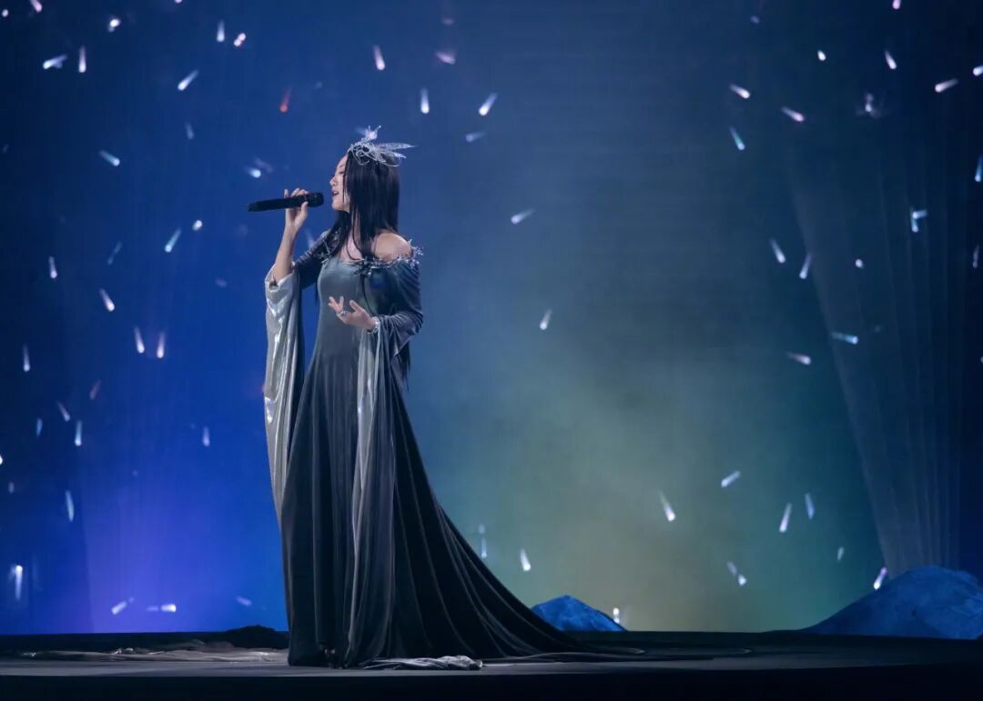 【历历十年，粒粒在目】陈粒「一粒」巡演青岛站，即将开售